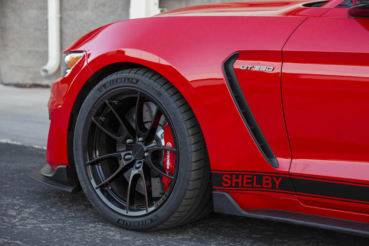 SIGNATURE PERFORMANCE Shelby Sharpens The GT350 & GT500